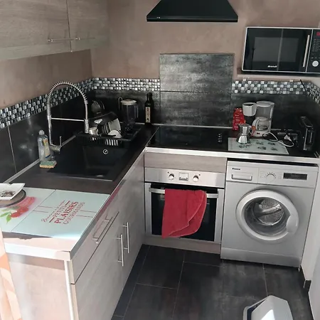 Tres Beau T1 Bis A 200 M De La Et Commodites Apartment